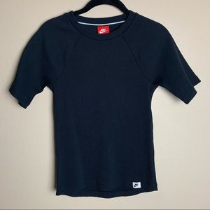 NIKE BLACK RIBBED SHORT SLEEVE FITTED TSHIRT